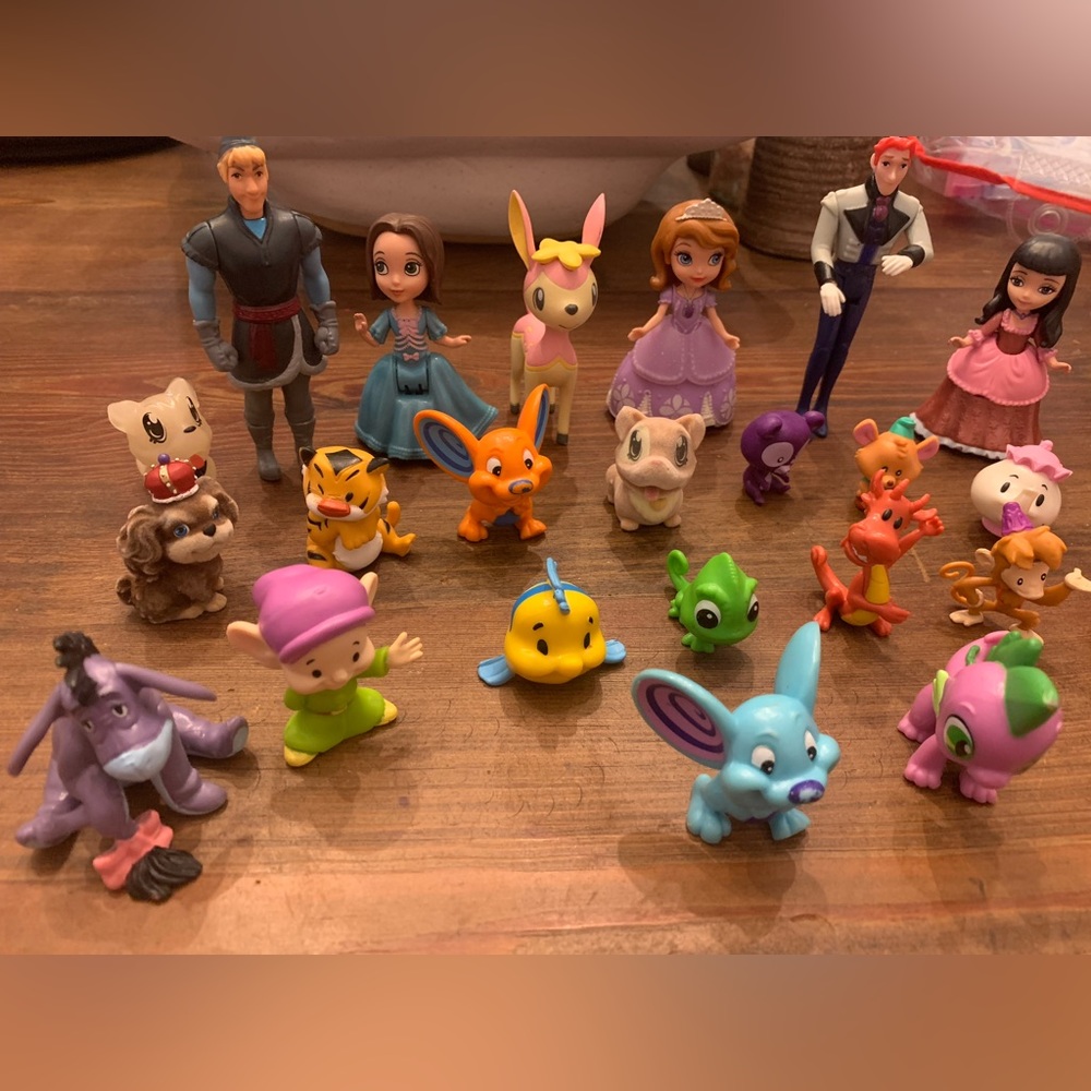 Vintage lot of 24 figurines, Disney, miscellaneous, very good condition - Picture 3 of 4